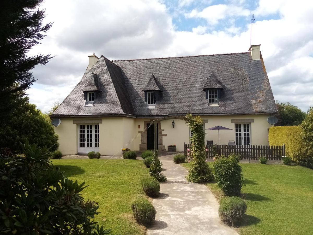 By The Lake La Trinite-Porhoet Exterior photo