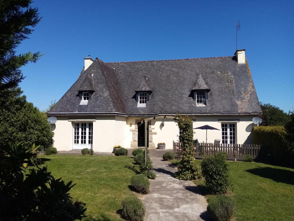 By The Lake La Trinite-Porhoet Exterior photo